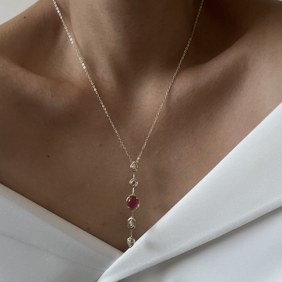 Altın Kaplama Gold Kırmızı Taşlı Y Kolye