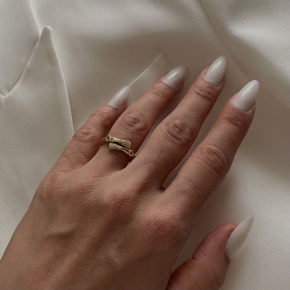 Vip Ayarlanabilir Taşlı Sarmal Yüzük