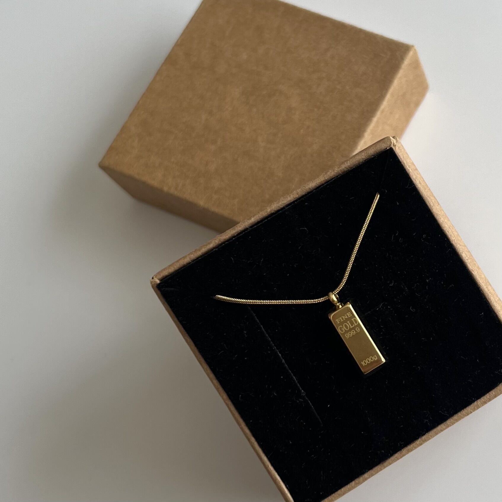 Çelik Külçe Altın Model Kolye