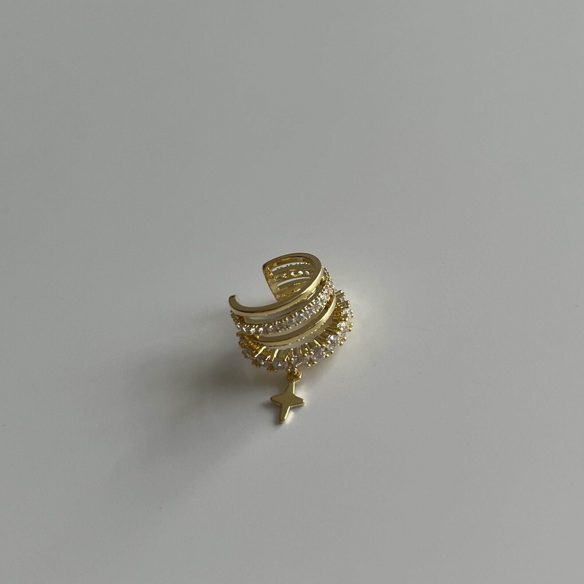 Vip Taşlı Yıldızlı Earcuff