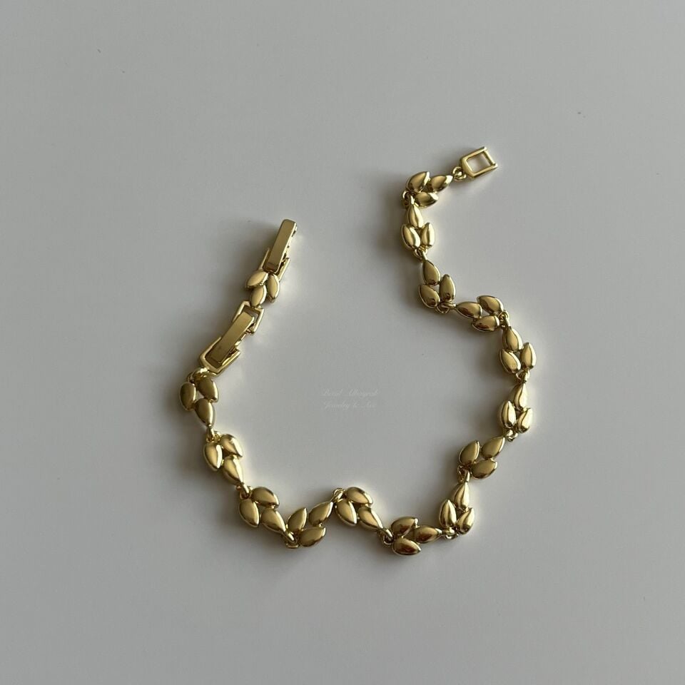 Altın Kaplama Yaprak Motif Bileklik