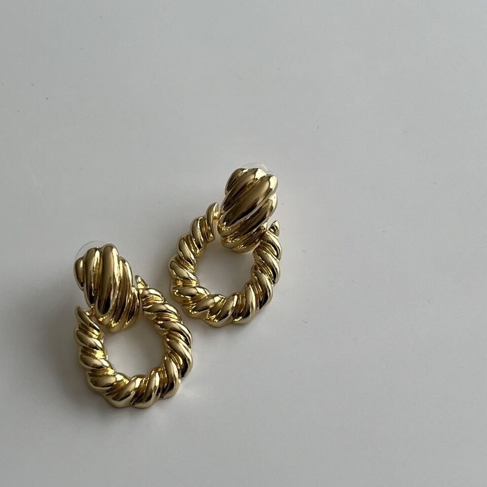 Vip Burgu Desenli Küpe