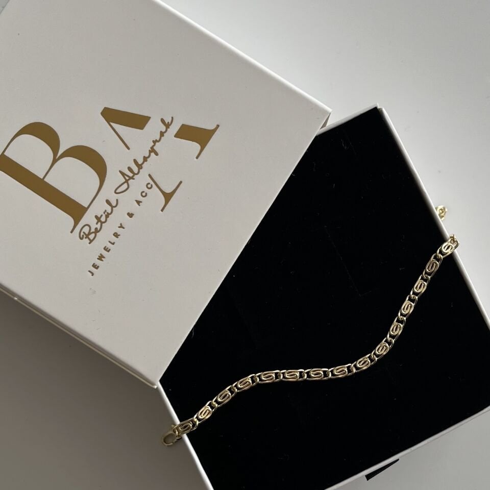 Altın Kaplama İnce Oval Desenli Bileklik