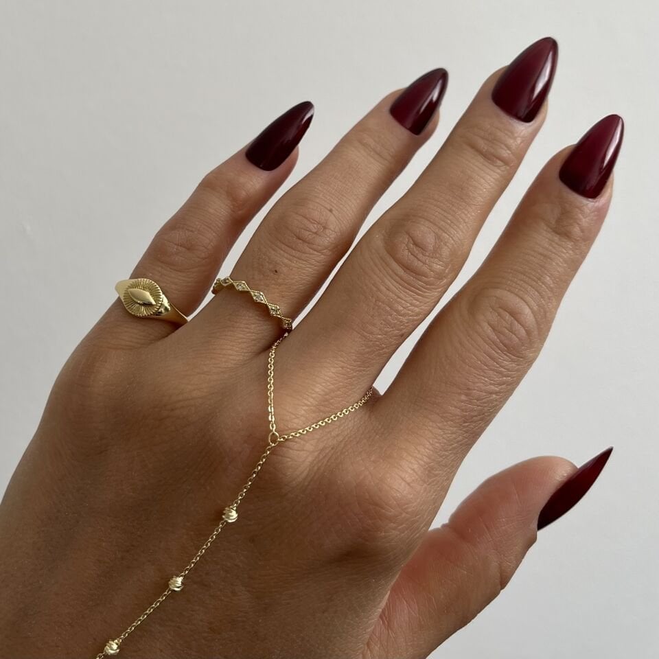 Vip Ayarlanabilir Üçgen Taşlı Yüzük