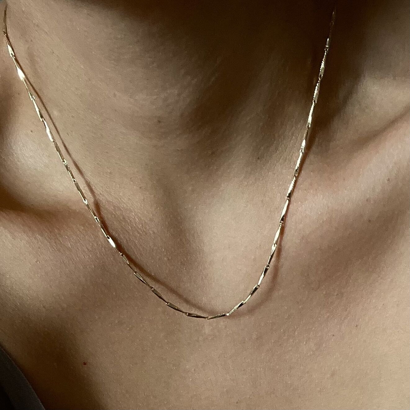 Şerit Model Xuping Kolye