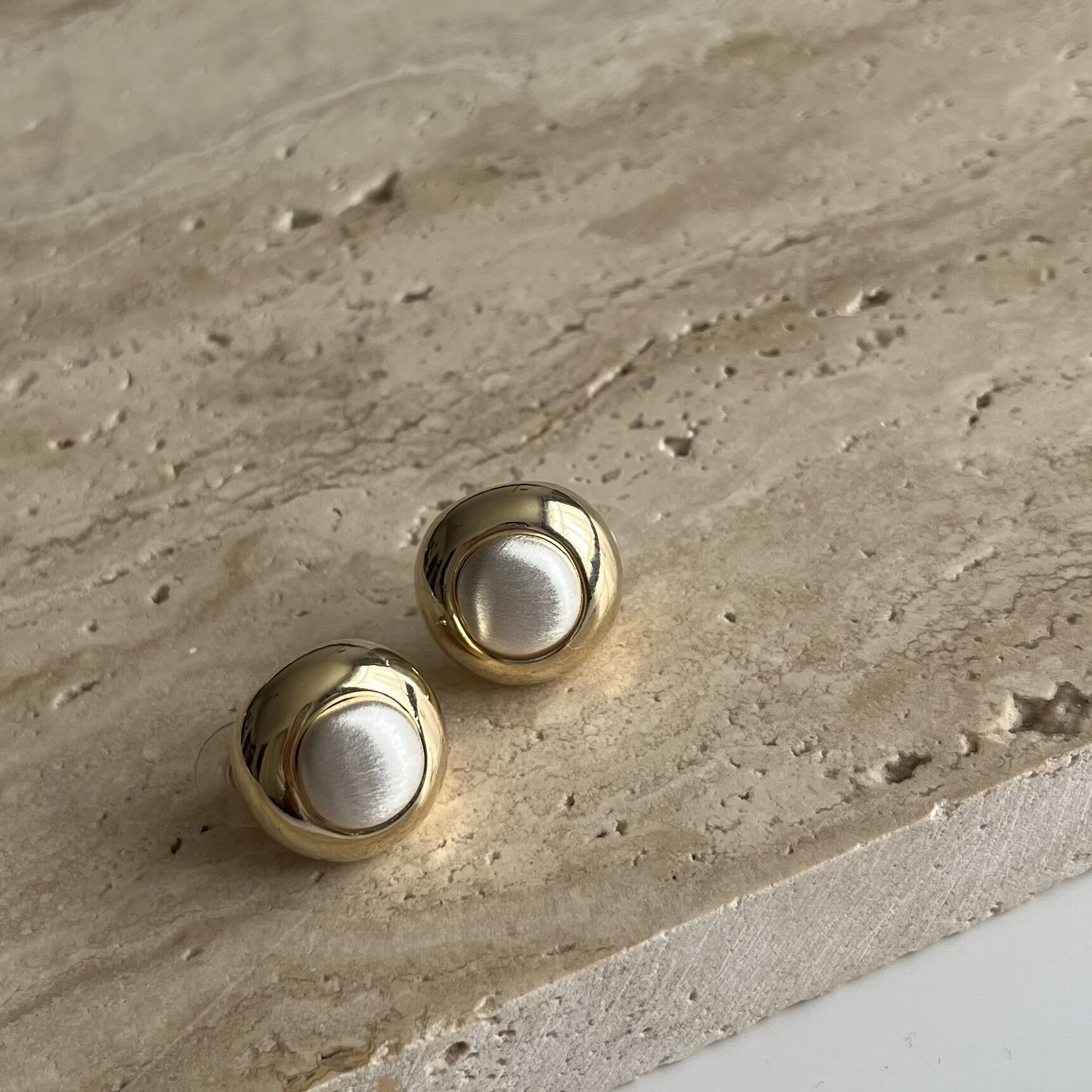 Vip Yuvarlak Sedefli Küpe